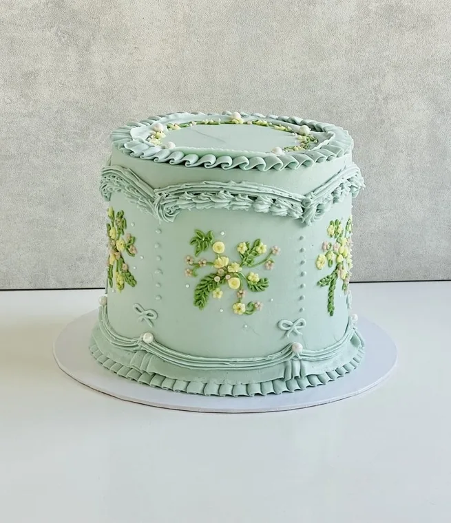Mint Duchess, a Fig & Owl cake
